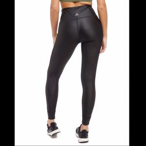 Reebok Metallic High Rise Leggings (L)